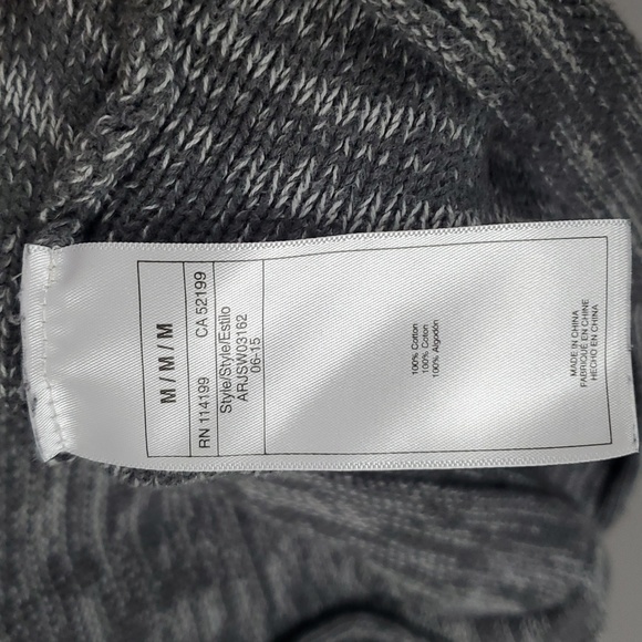 Roxy Hoodie Style Sweater, Size M - Picture 6 of 6